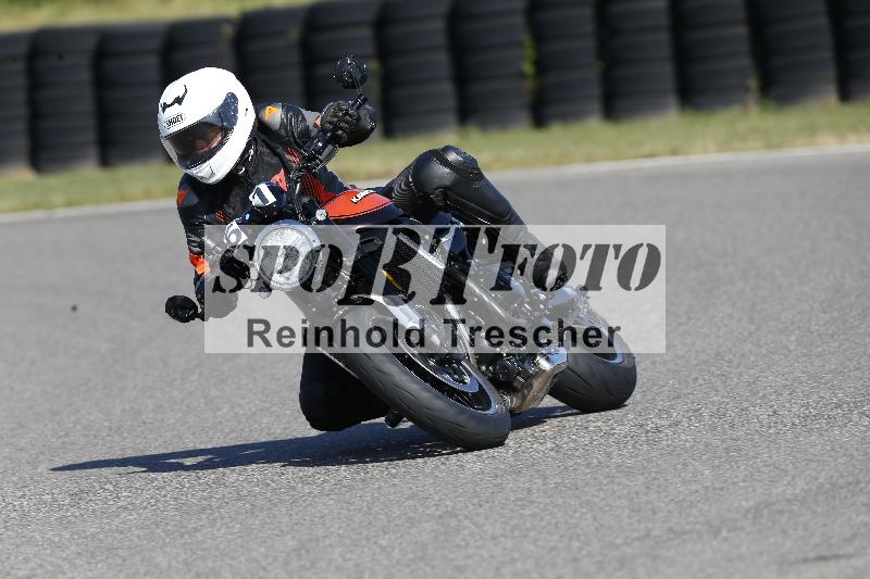 /Archiv-2025/49 26.08.2025 Cornu Master School ADR/blau-bleu/61